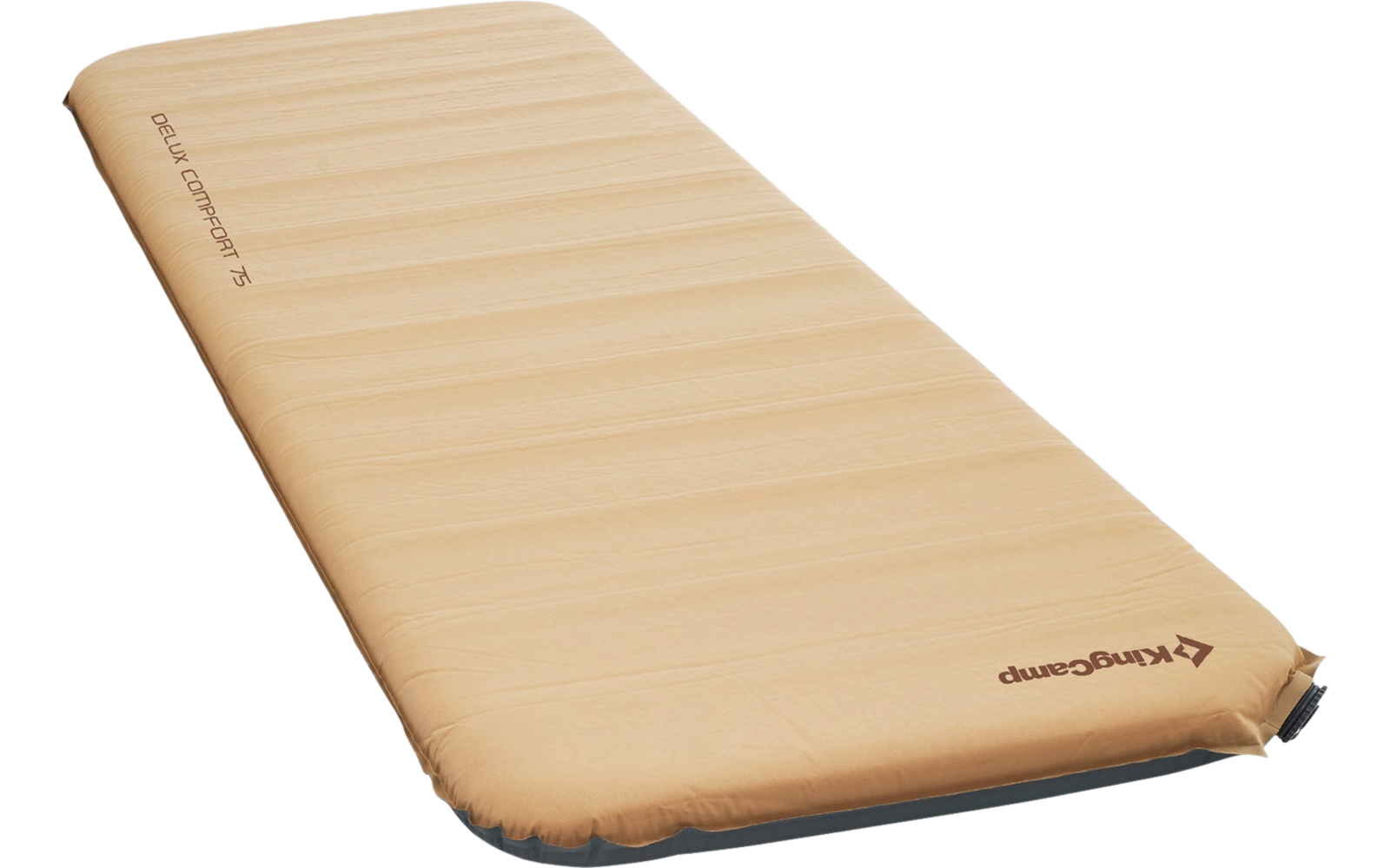 Aufblasbare Isomatte in beige mit einer leichten Wölbung, isoliert vor weißem Hintergrund