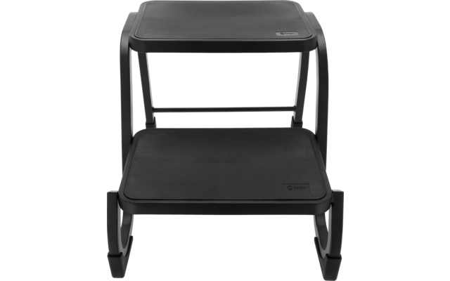 Schwarzer zweistufiger Tritthocker mit zwei rechteckigen Trittflächen und bogenförmigen Seitenstützen