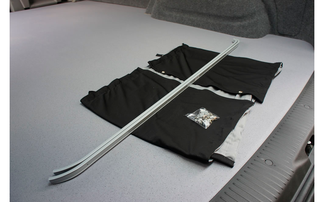 Kiravans Vorhang Set 2 teilig für Ford Transit Custom 2013 Plus Schiebetür premium blackout Mitte Rechts