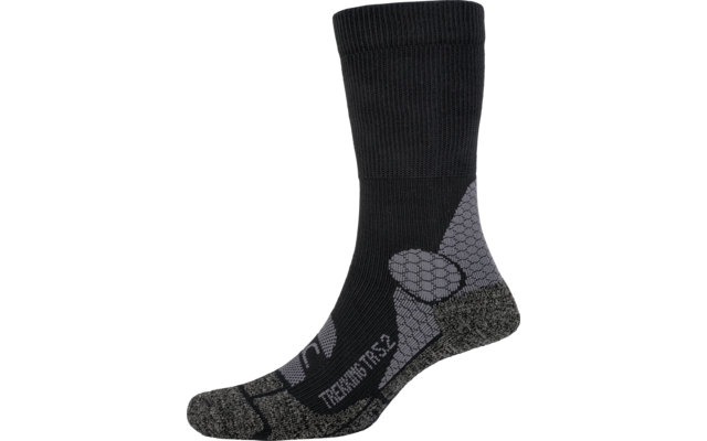 Une chaussette noire isolée avec talon et orteils gris, motif nid d'abeille gris à la cheville et texte blanc "TREKKING TFS-2" sur le dessus du pied