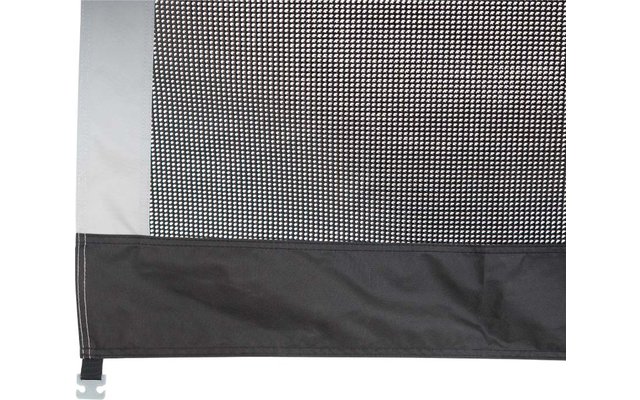 Nahaufnahme einer grauen Leinwand mit schwarzem Rand
