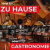 Haut de l'image : table en bois vue de dessus avec assiettes, bols, couverts et une main, bande rouge avec texte blanc 'ideal für ZU HAUSE'. Bas de l'image : tables dressées de restaurant avec verres à vin, couverts et chaises, bande rouge avec texte blanc 'oder GASTRONOMIE'