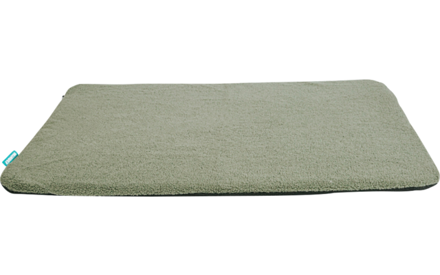 Coussin rectangulaire plat vert olive sur fond blanc, petite étiquette turquoise à un coin