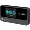 Schwarz-grauer 5G Mobile WiFi Router mit kleinem Bildschirm, drei blauen Statuskreisen, Datum und Uhrzeit sowie dem Schriftzug REFLEXION