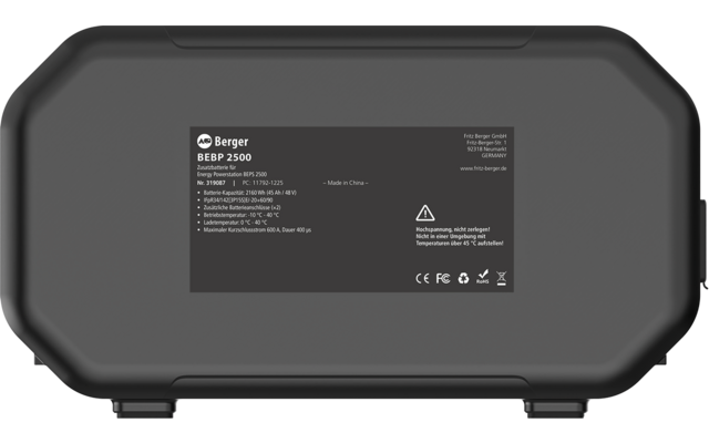 Schwarzes, abgerundetes rechteckiges Batteriegehäuse mit mittigem Etikett 'Smart Extra Battery', kleingedruckten technischen Angaben und Prüfzeichen