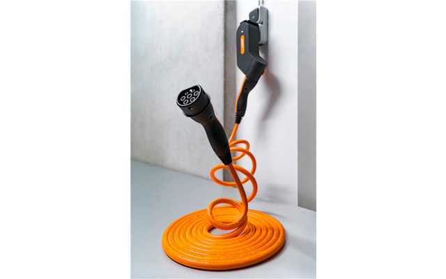 Produktbild Lapp Selbstaufrollendes Ladekabel Typ 2 Mode 3 / 1-phasig 32 A bis 7,4 kW 5 Meter 1