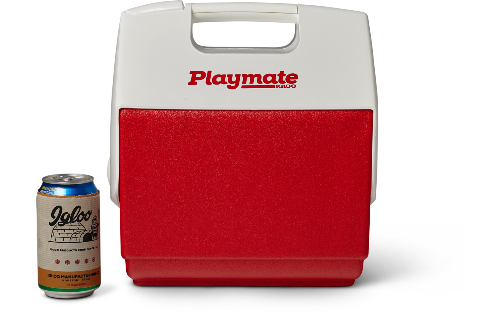 Weiß-roter Tragkühler mit Griff und der Aufschrift „Playmate“ auf dem Deckel; links daneben eine Getränkedose mit beiger Etikette und der Aufschrift „Igloo“