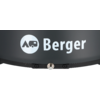 Dunkler, gebogener Hintergrund. Links ein weißer Kreis mit einem stilisierten Dreieck und einem kleinen anhängerähnlichen Symbol. Rechts weißer Text ‚Berger‘. Unten mittig ein Metallverschluss und zwei schwarze Befestigungspunkte