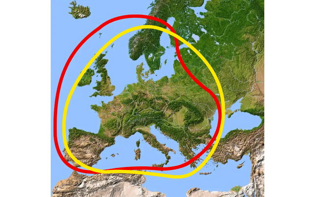 Reliefkarte Europas mit grünen Landflächen und blauen Meeren; zwei handgezeichnete Linien (rot außen, gelb innen) über der Karte