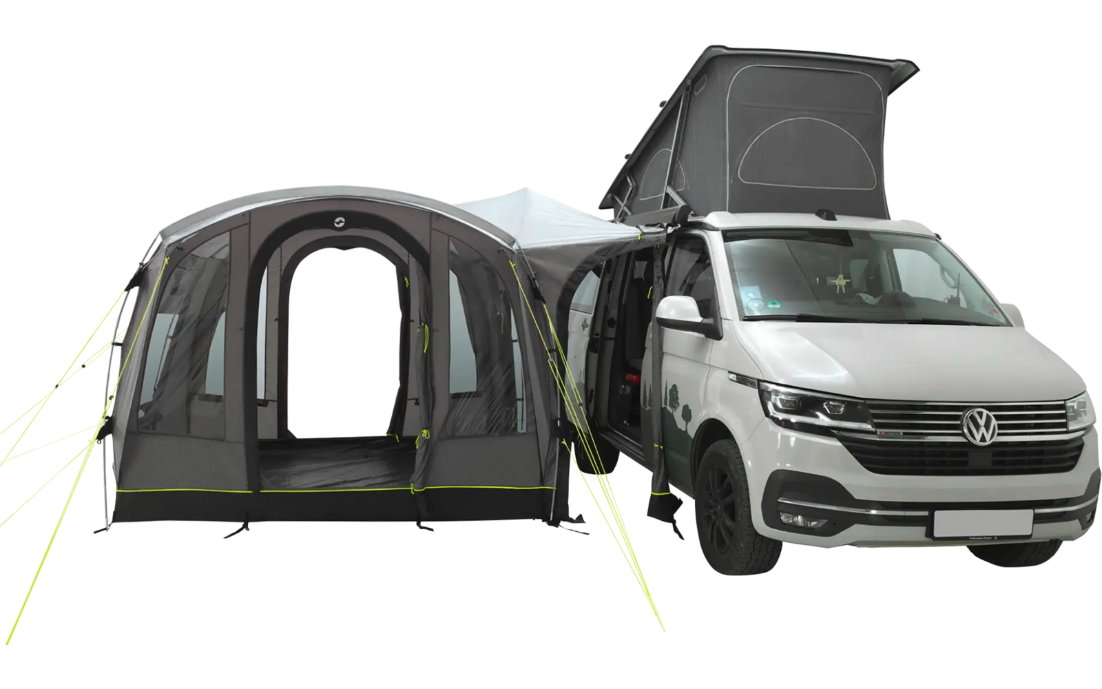Wohnmobil mit angebautem, dunklem Zelt, das an der Seite befestigt ist