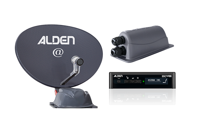 Antenna parabolica grigio scuro con scritta bianca "ALDEN", in alto a destra un alloggiamento grigio con due connettori cilindrici, in basso a destra un pannello di controllo nero con due display digitali e la scritta "ALDEN"