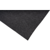 Hoja triangular texturizada de gris oscuro sobre fondo blanco