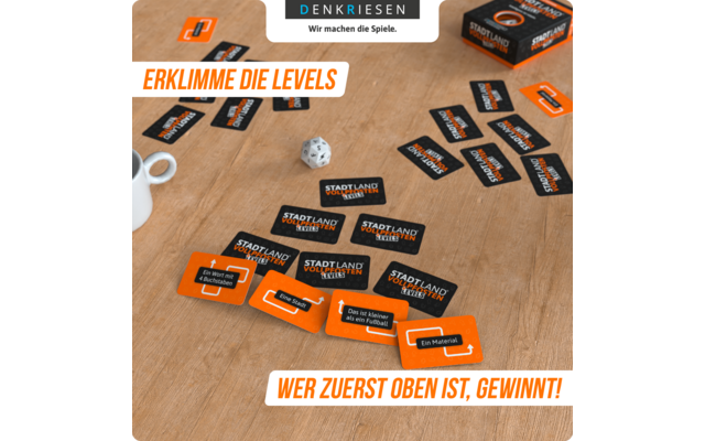 Product afbeelding Denkriesen Stadt Land Vollpfosten Levels Kartenspiel 4 Level Wortspiel 1