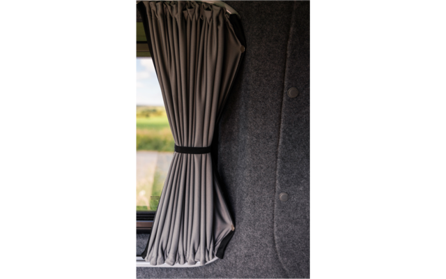 Kiravans Vorhang Set 2 teilig für Ford Transit Custom 2013 Plus premium blackout Hinten Links