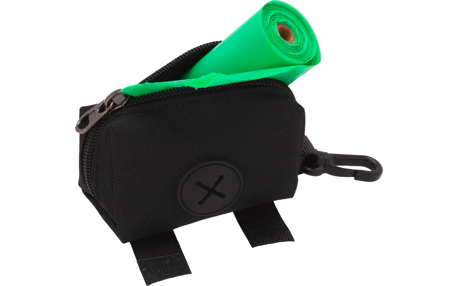 Schwarz-grüne Fahrradtasche mit einer grünen Luftpumpe auf weißem Hintergrund