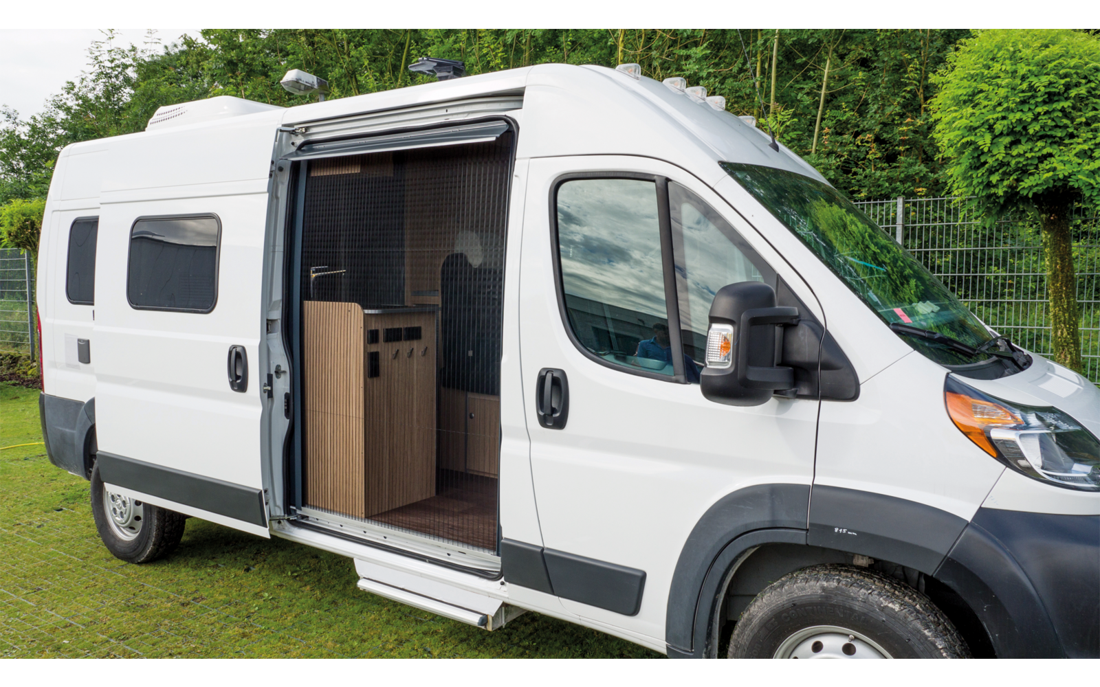 Produktbild Fliegenschutzt&uuml;r Fiat Ducato & VW T5 1