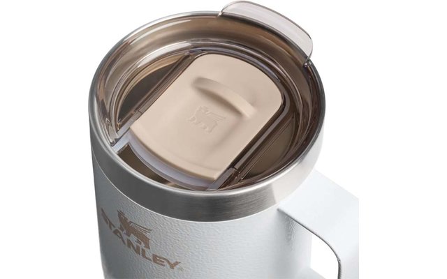 RVS-reisbeker met transparant kunststof deksel, beige schuifsluiting, witte buitenzijde, metalen rand en zichtbaar logo