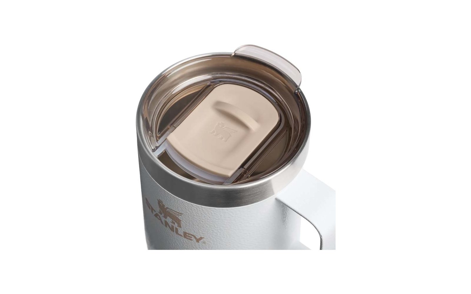 RVS-reisbeker met transparant kunststof deksel, beige schuifsluiting, witte buitenzijde, metalen rand en zichtbaar logo