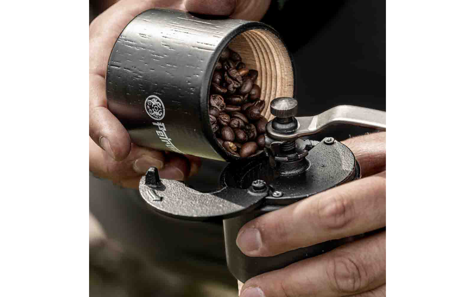 Product afbeelding Petromax Handkaffeem&uuml;hle 1