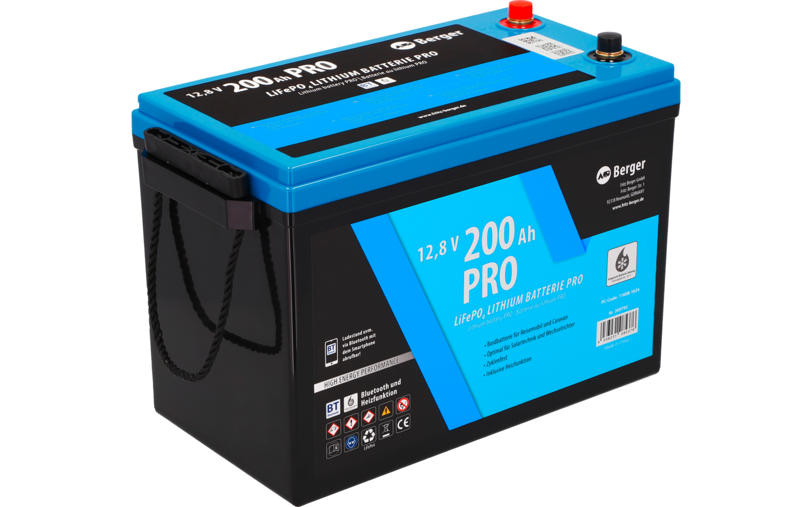 Batterie de voiture noire et bleue avec des étiquettes et deux bornes sur le dessus
