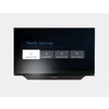 Fernseh-/Monitorbild mit blauem Hintergrund. Oben der Titel 'Family Settings', darunter vier Schaltflächen: 'Usage Limit Setting', 'Eye Care Mode', 'Volume Limit Mode', 'Screen Time Report'. Unter dem Bildschirm eine schwarze Soundbar. Wolken- und So