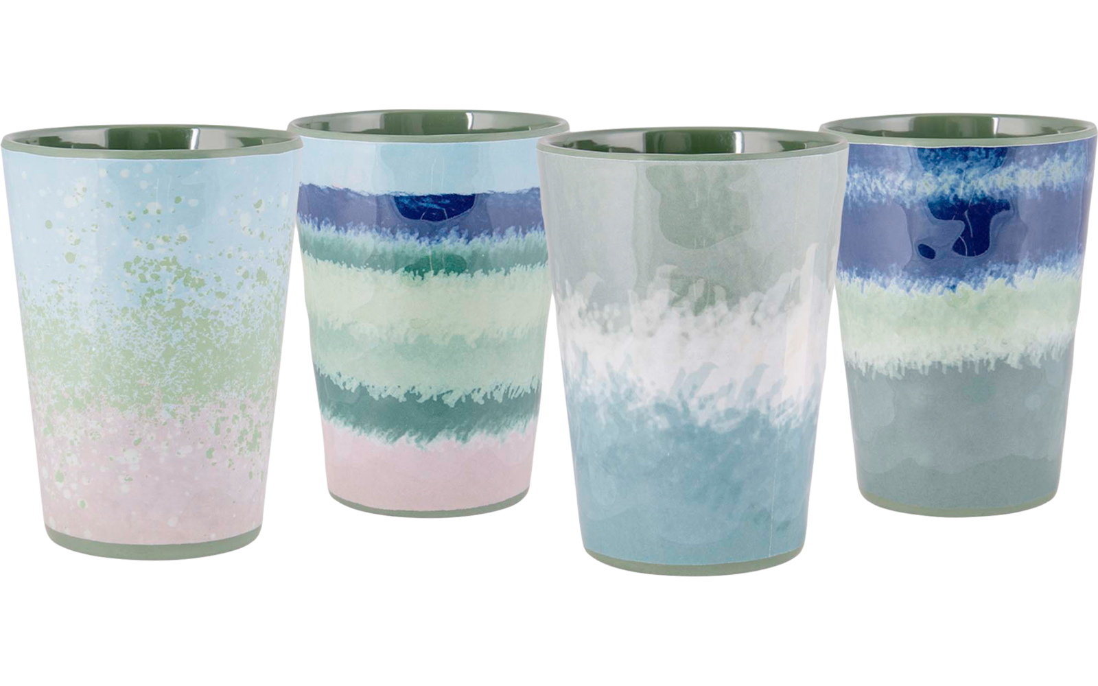 Quatre tasses en céramique colorées avec différents dégradés de couleurs