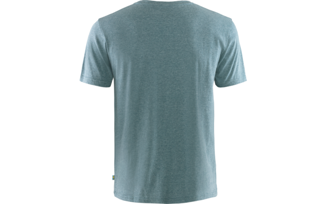 Personne vue de dos portant un t-shirt bleu clair