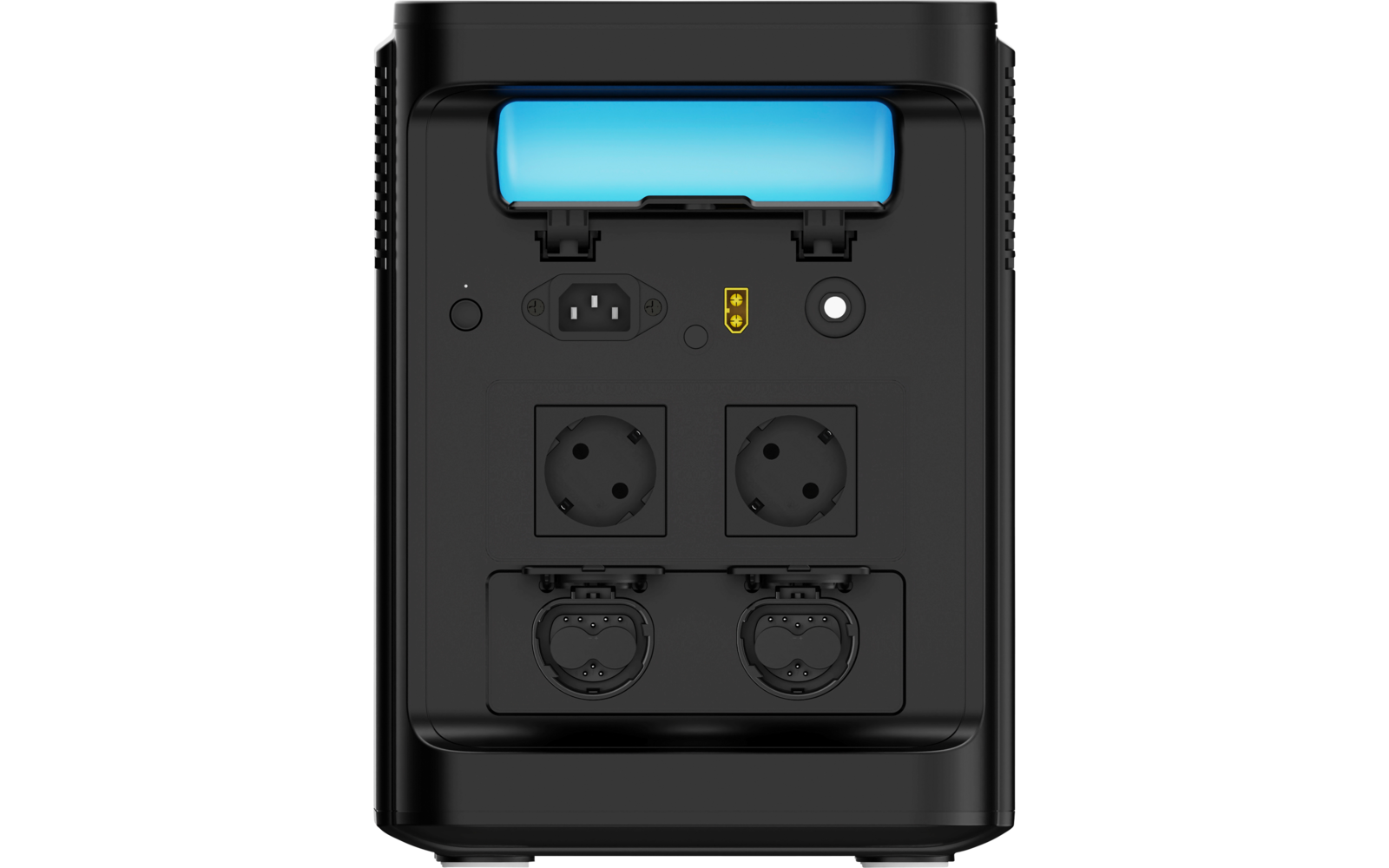 Rückseite eines schwarzen Geräts mit blau leuchtendem Display oben, Netzanschluss, zwei runde Schutzkontaktsteckdosen, zwei abgedeckte Steckdosen, kleines rundes Anschlussloch und mehrere kleine Tasten/Indikatoren