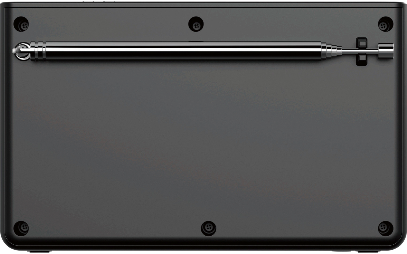 Schwarzes rechteckiges Gehäuse mit abgerundeten Ecken, mehrere runde Schrauben sichtbar; oben horizontal ein dünner metallischer Stift in einer Halterung, rechts davon ein kleiner quadratischer Ausschnitt