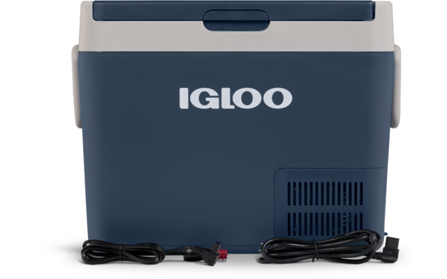 Dunkelblau-weiße tragbare Kühlbox mit Aufschrift IGLOO, Lüftungsschlitzen unten rechts und zwei vor der Box liegenden Kabeln