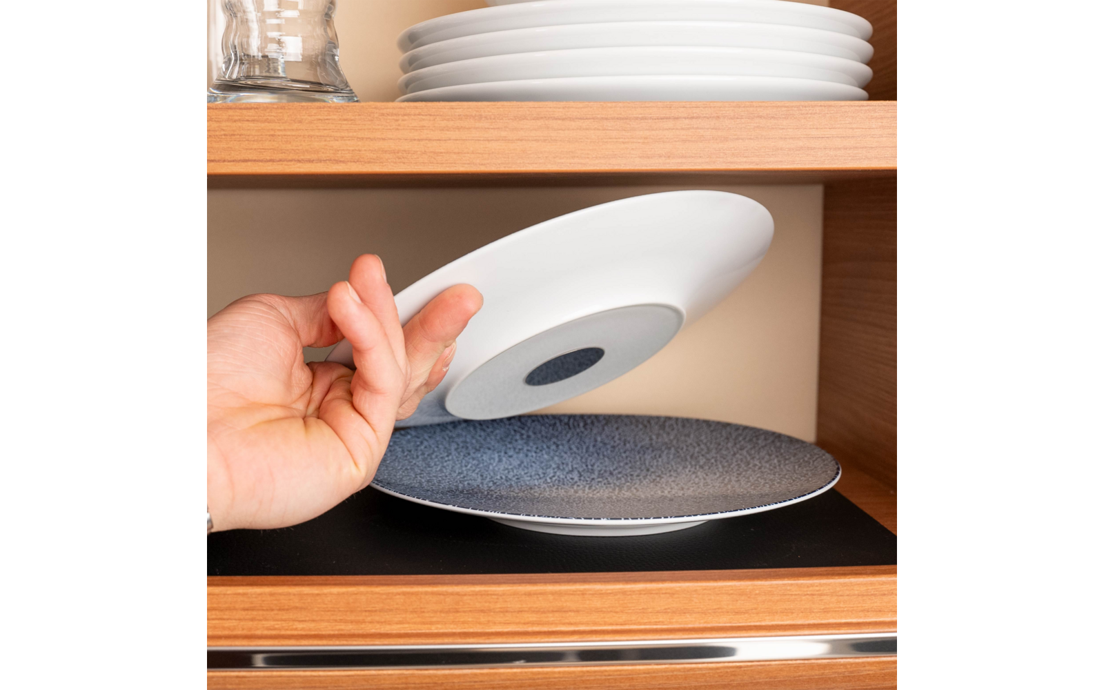 Product image Silwy magnetic breakfast plate 1