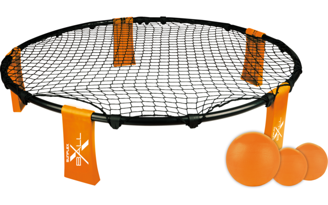 Rundes Trampolin mit Netz und drei orangenen Bällen