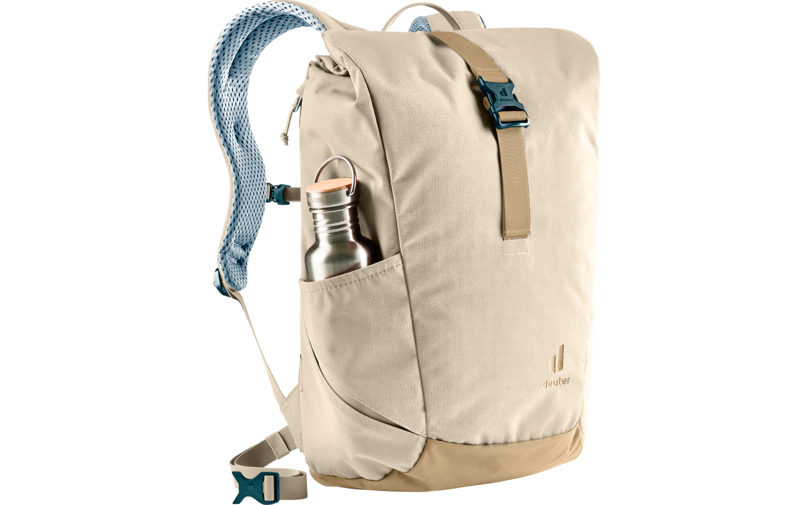 Beige Rucksack mit Frontriemen, blauen gepolsterten Schulterriemen und seitlicher Tasche mit Metalltrinkflasche