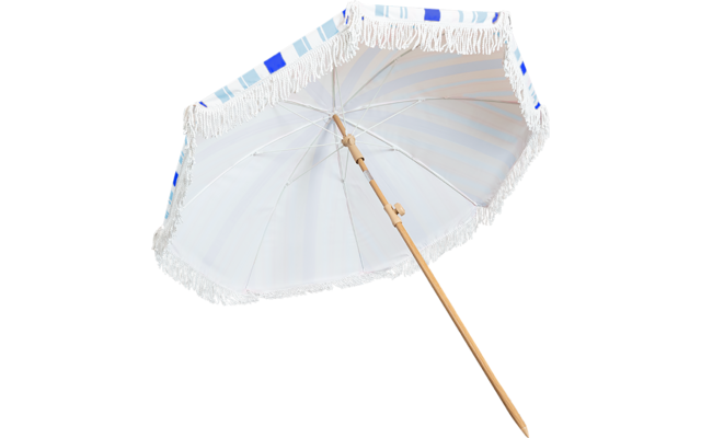 Aufgespannter Sonnenschirm mit weißer Bespannung, hellblauen Streifen am Rand, weißen Fransen und hölzernem Stab, von unten sichtbar