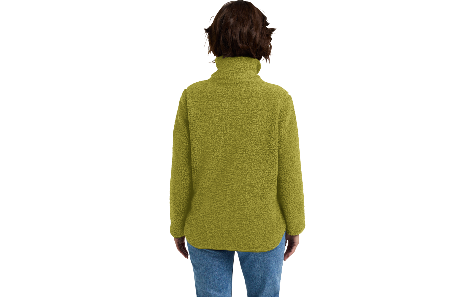 Achteraanzicht van een persoon met kort bruin haar die een olijfgroene fleecejas met hoge kraag en een blauwe spijkerbroek draagt