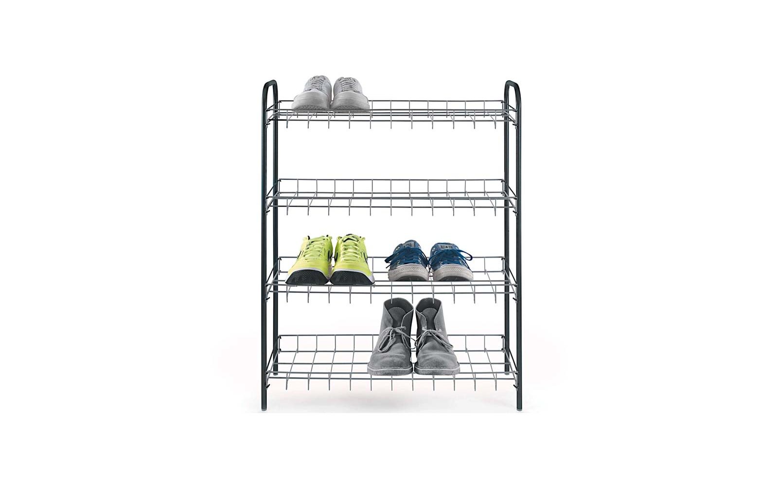 Étagère à chaussures en métal avec quatre niveaux portant différentes chaussures