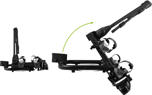 Zwei Ansichten eines Fahrradträgers: links zusammengeklappt, rechts aufgestellt; grüner Pfeil zeigt Bewegung
