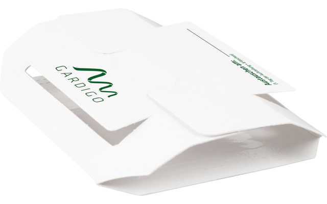Weiße Papiertasche mit grünem Logo und Schriftzug