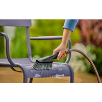 Kit b&aacute;sico de limpieza para zonas exteriores S Soft Cleansystem Gardena