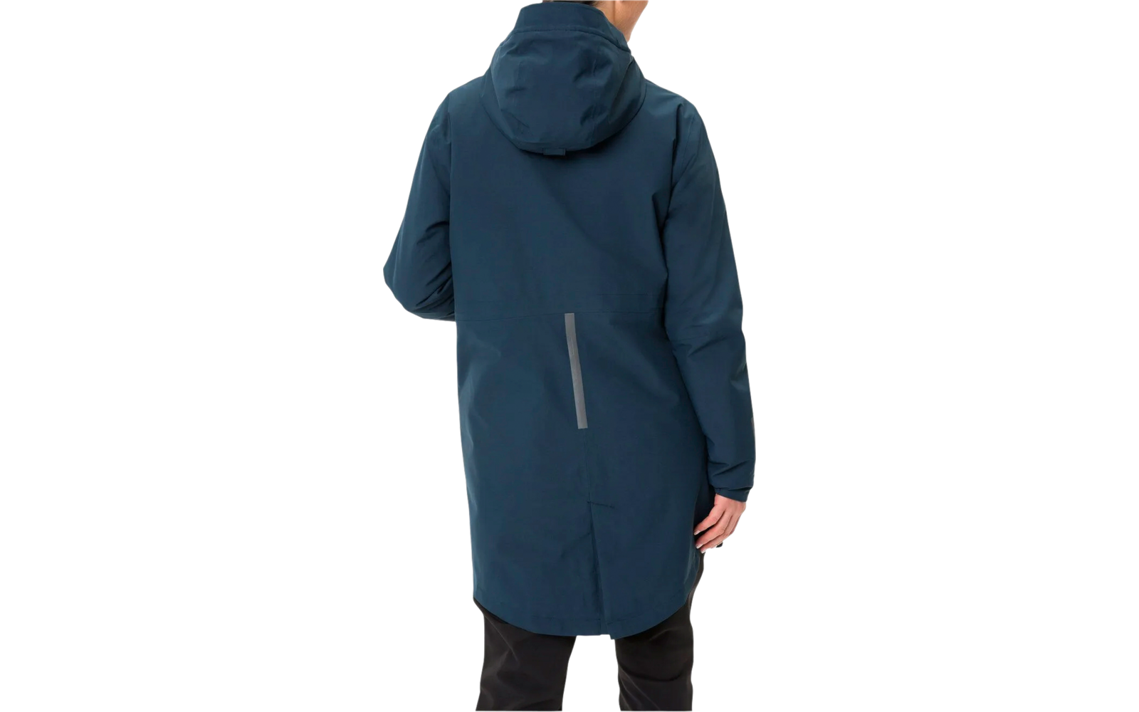Rückansicht einer Person in einem blauen Parka mit Kapuze