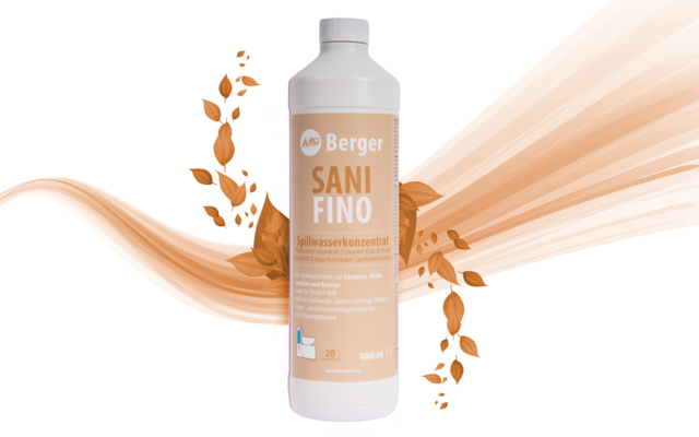 Botella de plástico blanca con etiqueta beige-naranja que dice 'Berger SANI FINO Spülwasserkonzentrat', ondas y hojas estilizadas en tonos naranja-marrón sobre fondo blanco