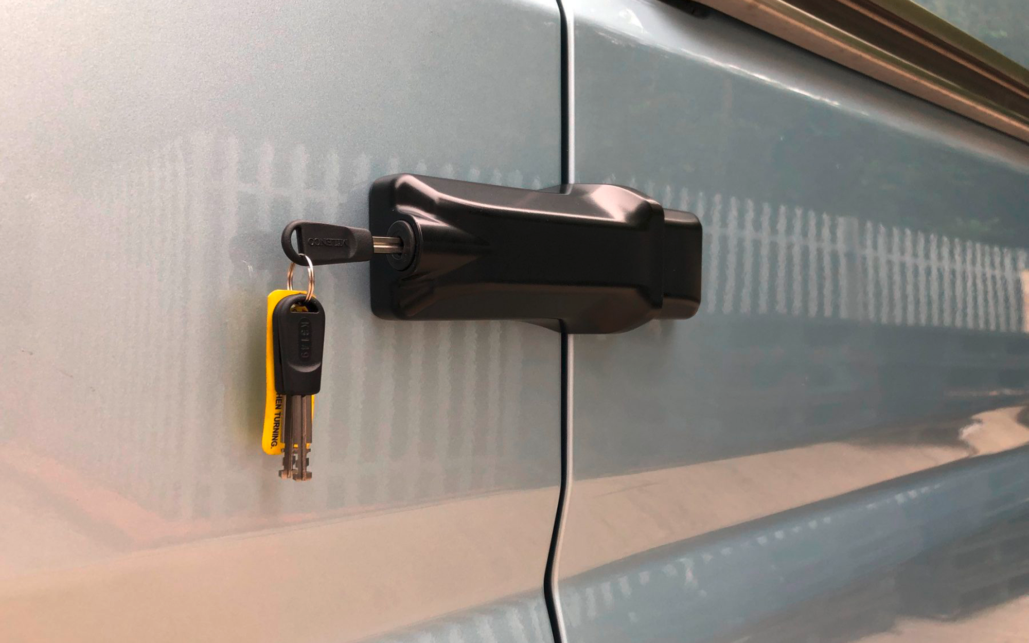 Milenco MIL-0536 Serratura Doppia Per Porte Furgone - Antifurto Per Camper E Veicoli Commerciali Con 3 Chiavi, Colore Nero