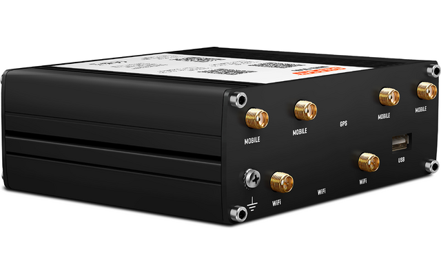 Schwarzes rechteckiges Metallgehäuse mit mehreren goldfarbenen runden Anschlüssen, einem rechteckigen USB‑Port, Beschriftungen 'MOBILE', 'GPS' und 'WIFI', sichtbaren Eckschrauben und einem weißen Aufkleber mit QR‑Code auf der Oberseite