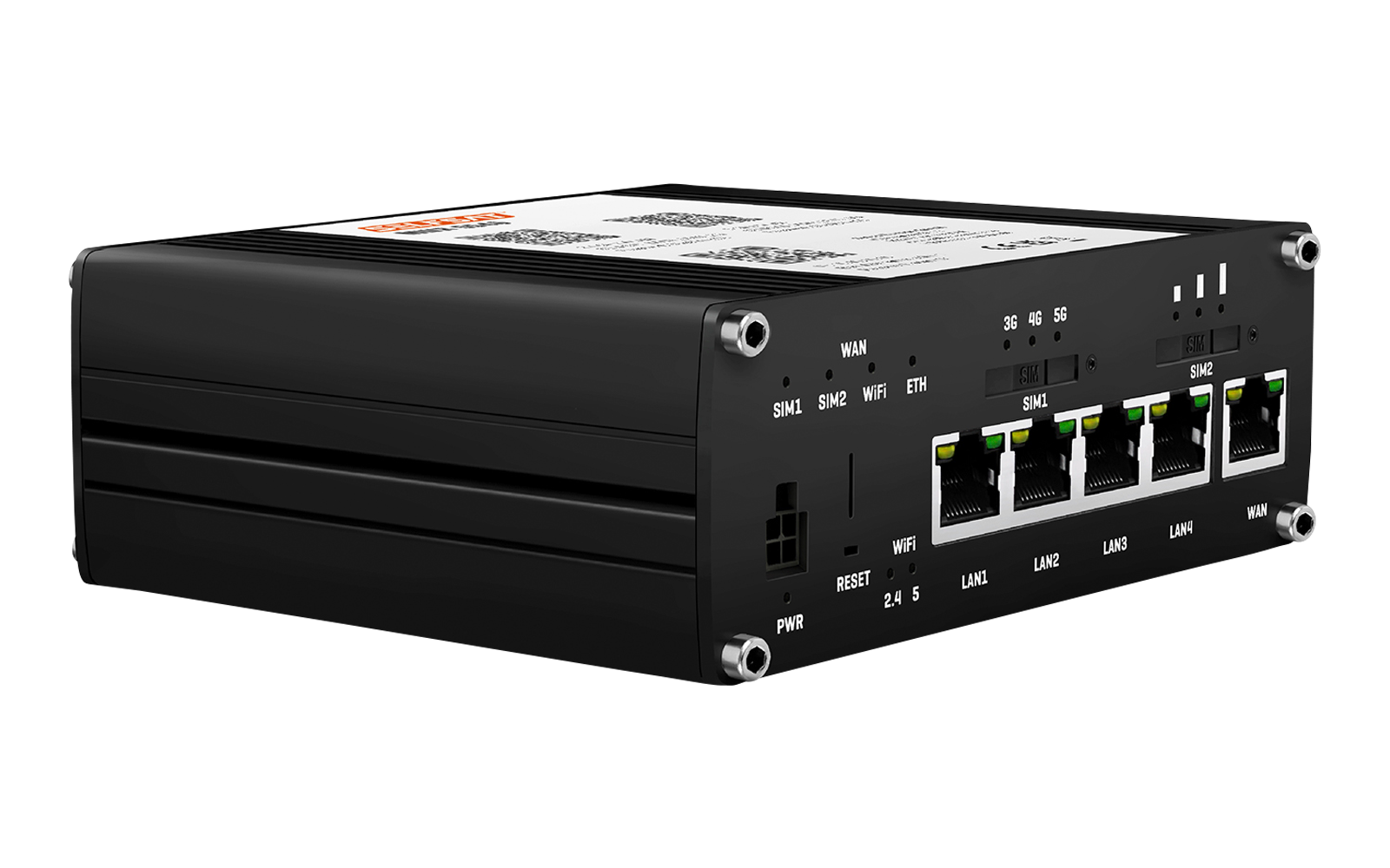 Schwarzes rechteckiges Metallgehäuse mit weißem Etikett oben, fünf Ethernet‑Anschlüsse mit grünen LED‑Anzeigen, mehrere Beschriftungen und kleine Tasten, zwei schmale Schlitze an der Seite, vier silberne Eckschrauben