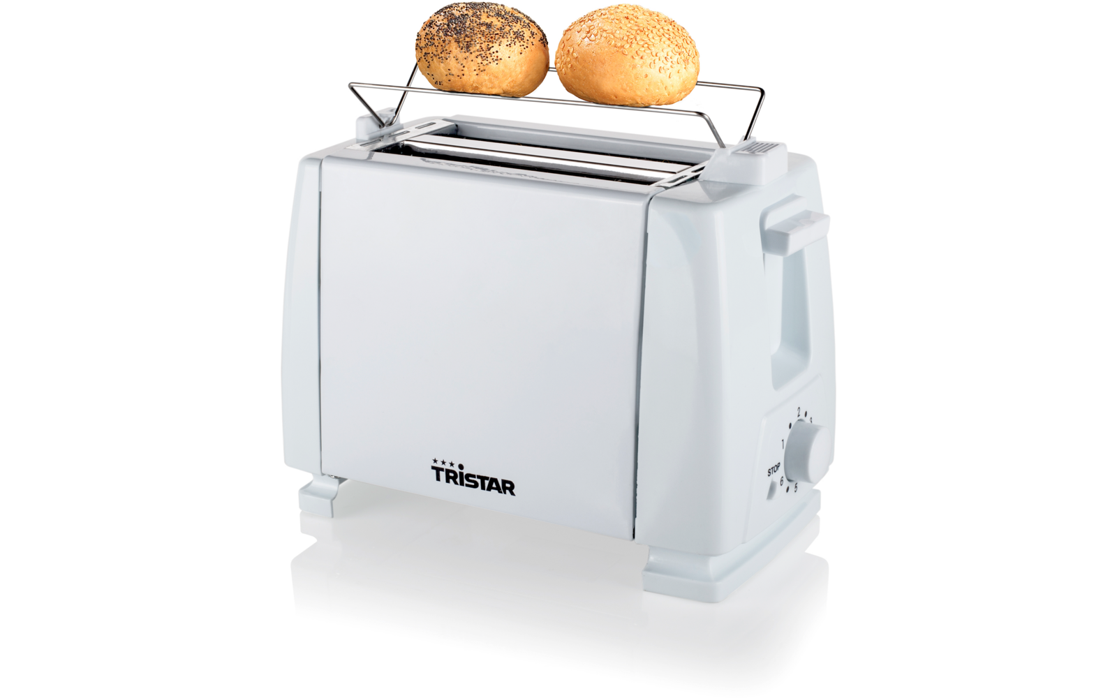 Weißer Toaster mit zwei Brötchen auf einem Metallwärmegitter oben, Markenname Tristar vorne sichtbar