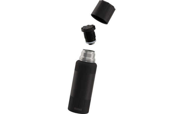 Schwarze Thermosflasche mit abgenommenem Schraubdeckel und innerem Stopfen, metallischer Flaschenhals sichtbar