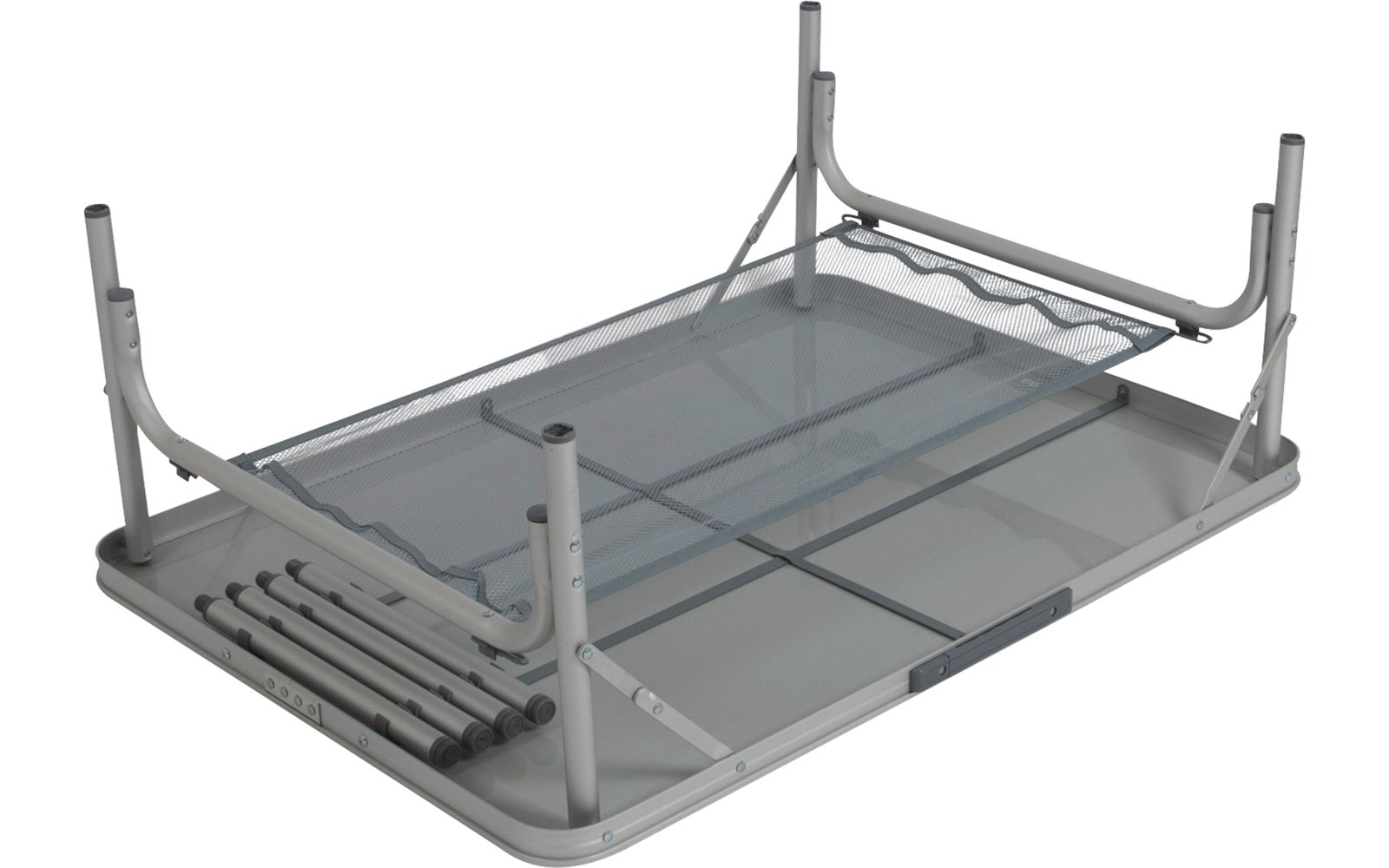 Ein grauer Metalltisch, auf dem eine Glasscheibe liegt, mit vier nach oben gebogenen Ecken und Metallstäben an den Seiten