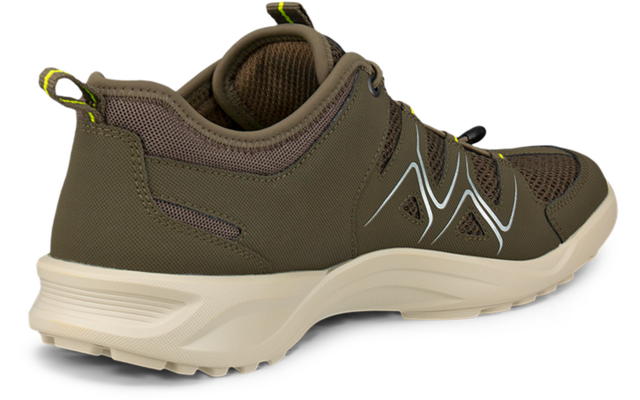 Zapatilla verde oliva, vista lateral desde atrás a la derecha, suela beige claro, empeine de malla y tejido, cordones, fondo blanco