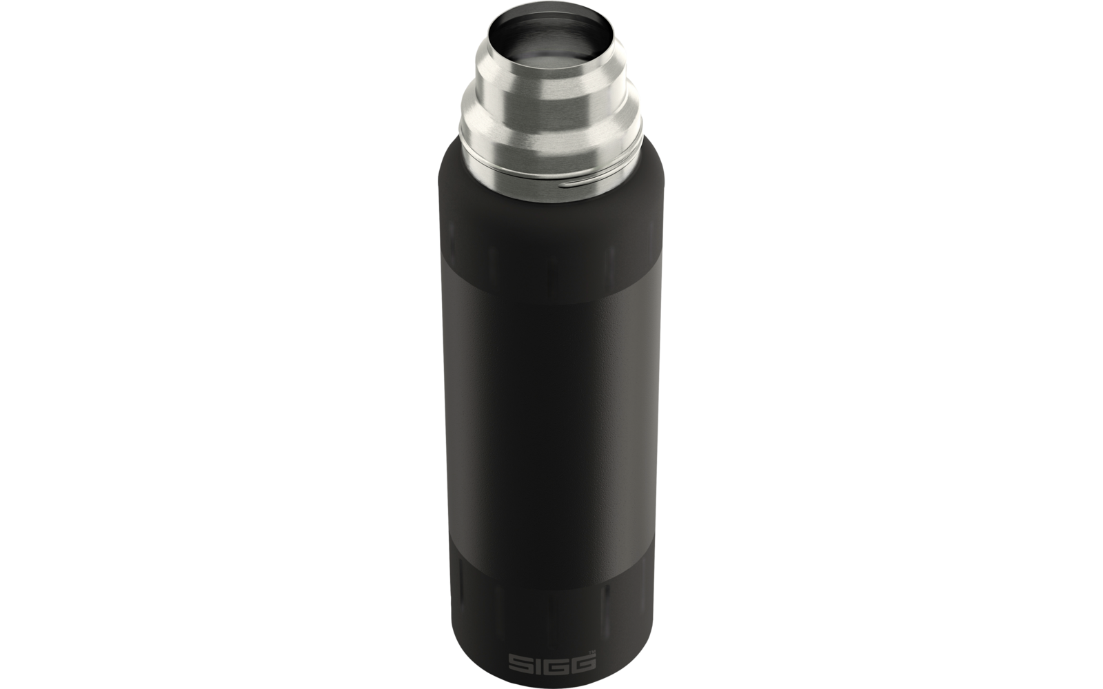 Schwarze Flasche mit sichtbarer metallischer Trinköffnung oben, gerippte Bereiche oben und unten, Schriftzug 'SIGG' am unteren Rand