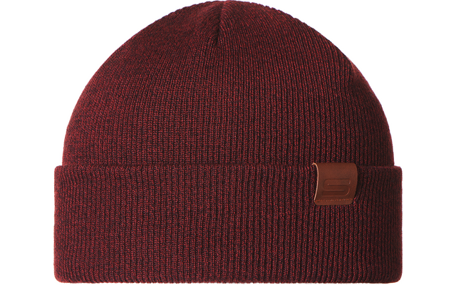 Braune Strickmütze mit Umschlag und kleinem Lederpatch
